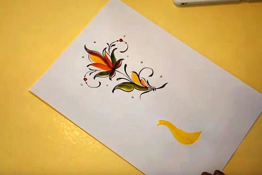 Осваиваем устюжскую роспись – рисуем диковинный цветок и сказочную птичку с Еленой Копыловой